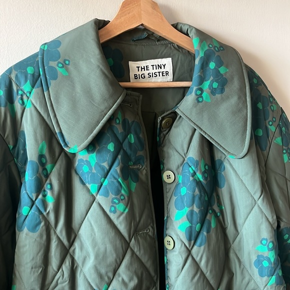 Tiny Cottons, The Tiny Big Sister, Flowers Quilted Coat.
Size 36 - Picture 3 of 5